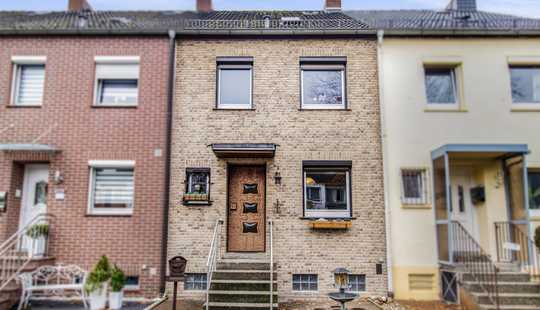 Bild von Bremen Obervieland: Gepflegtes Reihenmittelhaus mit neuen Fenstern in ruhiger Lage für Familien