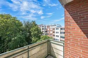 Bremen-Osterholz: Gepflegte 3-Zimmer-Wohnung mit Balkon im 3. OG – ruhige Lage – Die vollständige Adresse der Immobilie erhältst du vom Anbieter., 28325 Tenever, Bremen – Vorschaubild 2