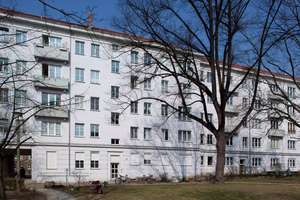 1 Zimmerwohnung Nahe dem Volkspark Friedrichshain ab SOFORT!
