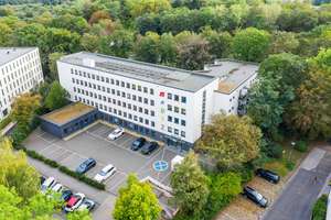 Möbliertes WG-Zimmer in zentraler Lage für Studenten und Azubis *Frauen-WG*