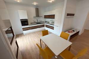 Stilvolle Balkon-Whg im LIVING 108! **Fitnessraum / Dachterrasse** – Chausseestraße 108, 10115 Mitte (Ortsteil), Berlin – Vorschaubild 4