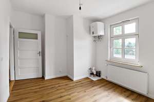 Viel Raum zum Wohlfühlen: Sanierte 5-Zimmer-Wohnung in Köpenick – Die vollständige Adresse der Immobilie erhältst du vom Anbieter., 12557 Köpenick, Berlin – Vorschaubild 3