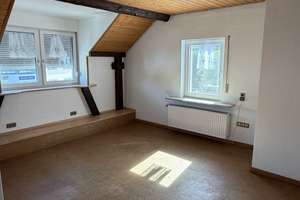 4 Zimmer Wohnung mit großem Balkon Teilrenoviert  – 91555 Feuchtwangen – Vorschaubild 4