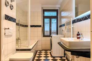 Property thumbnail 7