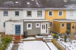Zu Hause mit Kamin, Garten und Stellplatz – Die vollständige Adresse der Immobilie erhältst du vom Anbieter., 23569 Kücknitz, Lübeck – Vorschaubild 2