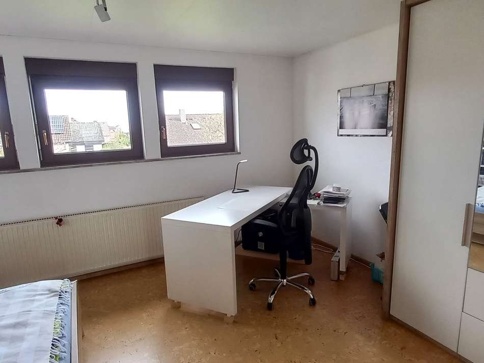 18 Zimmer 2 OG