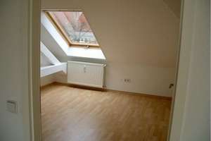 Schöne 3-Raum-Dachgeschosswohnung mit großem Balkon – Fritz-Zubeil-Straße 5, 14482 Babelsberg Süd, Potsdam – Vorschaubild 3