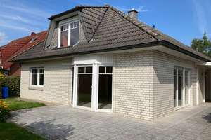 Großzügiger Bungalow mit Dachausbau und Garage in Schneverdingen – Die vollständige Adresse der Immobilie erhältst du vom Anbieter., 29640 Schneverdingen – Vorschaubild 1