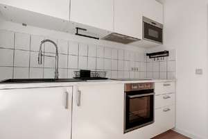 Gemütliche 2-Zimmer-Wohnung mit sonnigem Balkon in Gablenz mieten! – Bernhardstraße 118, 9126 Gablenz, Chemnitz – Vorschaubild 2