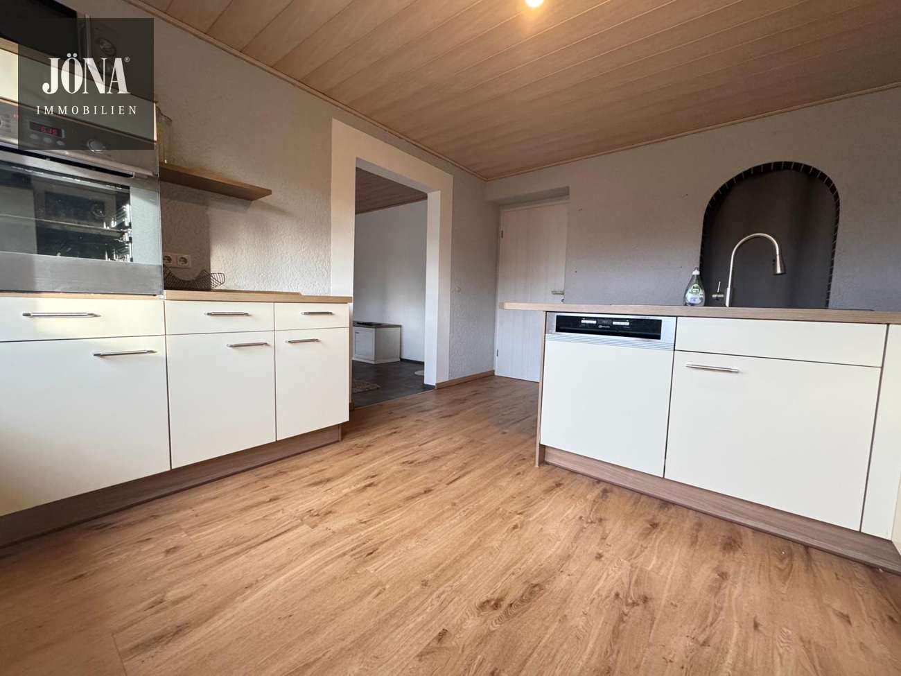 Immobilie in Marktleugast - Liebevoll sanierte Immobilie mit  großem Garten und Doppelgarage in ruhiger Wohnlage - Bild 8