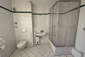 Schöne 2-Zimmer Wohnung – Schreckerstraße 16, 47166 Alt-Hamborn, Duisburg – Vorschaubild 2