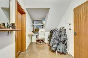 Charmante, ruhige Maisonette-Wohnung mit Dachterrasse renoviert incl. Küche – Die vollständige Adresse der Immobilie erhältst du vom Anbieter., 40591 Wersten, Düsseldorf – Vorschaubild 9