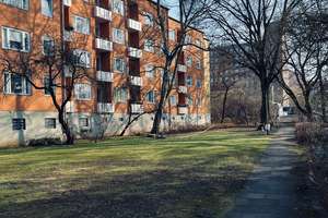 Helle 1-Zimmer-Wohnung mit Balkon in Charlottenburg