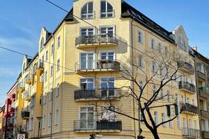 Top Lage - sehr schöne helle 2 Zimmer Wohnung mit Balkon