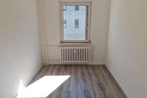 Super geschnittene 3-Zimmer-Wohnung zu vermieten! – Straßburger Straße 42, 47137 Untermeiderich, Duisburg – Vorschaubild 3