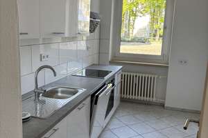 Frisch renovierte 2-Zimmer-Wohnung mit Balkon & EBK – Hochhausring 7, 52076 Walheim, Aachen – Vorschaubild 3