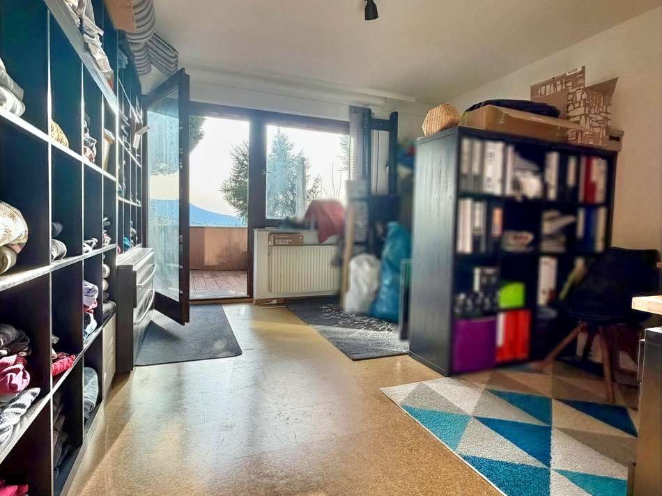 Ausgebauter Hobbyraum mit ca. 