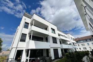 Penthousewohnung mit vier Zimmern, Küche, Balkon und Stellplatz in Mainz-Kastel – Die vollständige Adresse der Immobilie erhältst du vom Anbieter., 55252 Mainz-Kastel, Wiesbaden – Vorschaubild 2