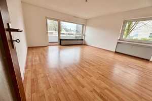 15-Familienhaus mit 7 Garagen im Jülicher Nordviertel – Düren (Kreis) – Vorschaubild 3