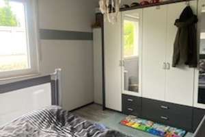 2 Zimmer Souterrain-hell-offene Küche / Garage / kleine Grünfläche – Amboßstraße 20, 46049 Alstaden-West, Oberhausen – Vorschaubild 8