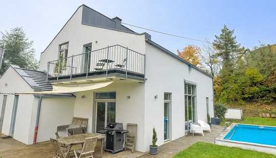 Bild von Exklusives Architektenhaus in ruhiger Lage , modernes Wohnen auf großzügigem Grundstück in Flacht