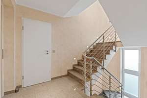 Exklusive Villa in Köln-Lindenthal – Privatsphäre, Sicherheit und Luxus auf höchstem Niveau – Die vollständige Adresse der Immobilie erhältst du vom Anbieter., 50935 Lindenthal (Ortsteil), Köln – Vorschaubild 15