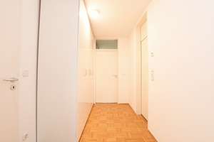 AIGNER - Familienglück in Bogenhausen – Großzügige 4-Zimmer-Wohnung mit Loggia und Balkon – Die vollständige Adresse der Immobilie erhältst du vom Anbieter., 81925 Oberföhring, München – Vorschaubild 6