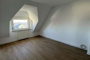 Doppelhaushälfte in Davenstedt - Hannover mit neuer Küche – Die vollständige Adresse der Immobilie erhältst du vom Anbieter., 30455 Davenstedt, Hannover – Vorschaubild 13