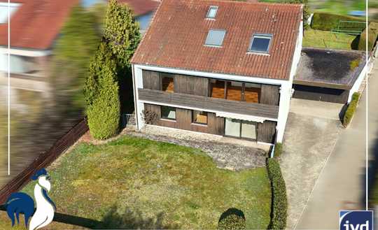 Charme & Wohngefühl im Wohngebiet "Auf dem Säer"! EFH mit Garten, Sauna, EBK und Doppel-Garage