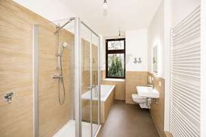!! NEU SANIERT !! Tolle 3 Raum EG-Whg. mit Balkon und Tageslichtbad mit Dusche und Wanne – Zschopauer Straße 142, 9126 Bernsdorf, Chemnitz – Vorschaubild 6