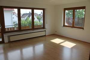 Attraktive, sonnige 3-Zi-Wohnung mit SO-Balkon, Garage, Stellplatz in NU-Burlafingen, PRIVATVERKAUF – Die vollständige Adresse der Immobilie erhältst du vom Anbieter., 89233 Neu-Ulm – Vorschaubild 4