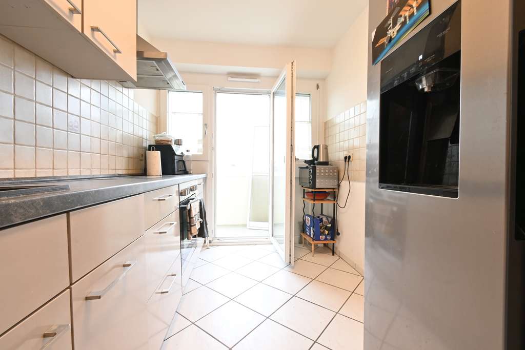 Immobilie in Endingen - Ihr neues Zuhause am Kaiserstuhl – Stilvolle 4-Zimmer-Wohnung mit zwei Balkonen - Bild 4