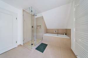 Ihr neues Zuhause in Rumeln: Freistehend, modern saniert & mit großem Garten – Die vollständige Adresse der Immobilie erhältst du vom Anbieter., 47239 Rumeln-Kaldenhausen, Duisburg – Vorschaubild 9