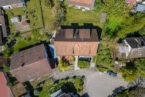 Großzügige renovierte Doppelhaushälfte in Radolfzell-Stahringen – Die vollständige Adresse der Immobilie erhältst du vom Anbieter., 78315 Radolfzell am Bodensee – Vorschaubild 7