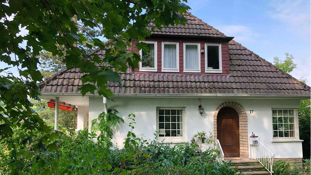 Immobilie in Höxter - Einfamilienhaus mit herrlichem Ausblick - Bild 1