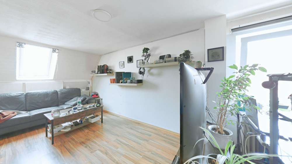 Immobilie in Steinwenden - 3-Familienhaus mit Garage, Terrasse und Eingang von zwei Seiten - kurzfristig bezugsfertig - Bild 7