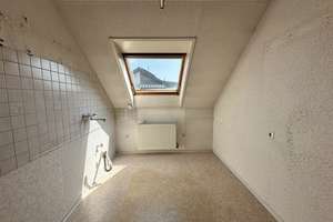 GEMÜTLICHES Wohlfühl-Zuhause mit großem PLATZangebot in RUHIGER Lage in Liedolsh./Dett. – Die vollständige Adresse der Immobilie erhältst du vom Anbieter., 76706 Dettenheim – Vorschaubild 16