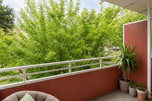 * ab 01.08. * Sonnenbalkon, große Wohnküche, saniert – Gitschiner Str. 92, 47053 Hochfeld, Duisburg – Vorschaubild 1