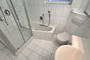 +++Oberelchingen, DHH, Fernsicht, herrliche Lage, ca. 154 m² Wfl., EBK, Garage+++ – Neu-Ulm (Kreis) – Vorschaubild 42