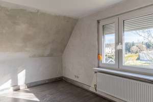 Zweifamilienhaus mit Potenzial auf großem Grundstück in Haverlah – Die vollständige Adresse der Immobilie erhältst du vom Anbieter., 38275 Haverlah – Vorschaubild 4