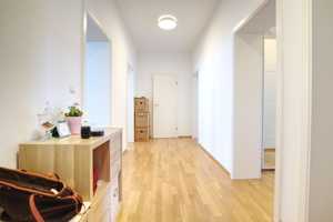 Geräumige 3 Zimmer-Altbauwohnung - Isarnah – Robert-Koch-Str. 13, 80538 München – Vorschaubild 1