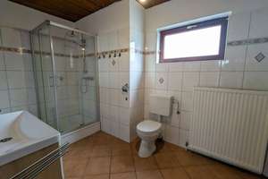 Einfamilienhaus in zentraler Lage von Schleswig – modernisiert, bezugsfrei – Die vollständige Adresse der Immobilie erhältst du vom Anbieter., 24837 Schleswig – Vorschaubild 5