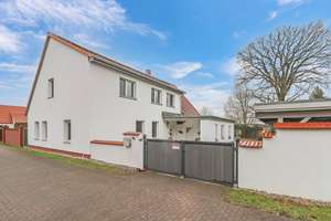 Großzügig & modern: Saniertes Einfamilienhaus mit Garten, PV-Anlage, Wallbox& Highspeed-Internet – Die vollständige Adresse der Immobilie erhältst du vom Anbieter., 39524 Neuermark-Lübars – Vorschaubild 1