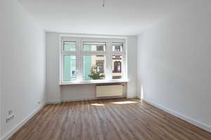 Erstbezug nach Sanierung -  Moderne 4-Zimmerwohnung in ruhiger Lage sofort zur Miete! – Die vollständige Adresse der Immobilie erhältst du vom Anbieter., 42281 Barmen, Wuppertal – Vorschaubild 9
