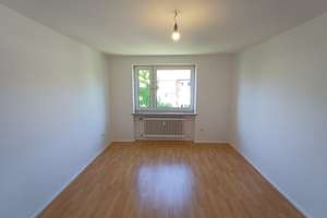 Helle 2-Zimmer-Wohnung mit Balkon in Milbertshofen – Bertholdstraße  4, 80809 Am Riesenfeld, München – Vorschaubild 3
