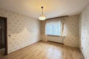 Großzügiges Wohnhaus mit Einliegerwohnung und Ausbaupotenzial – Die vollständige Adresse der Immobilie erhältst du vom Anbieter., 63599 Biebergemünd – Vorschaubild 8
