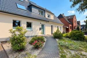 Teilsanierte Doppelhaushälfte mit traumhaftem Garten in guter Wohnlage in HH-Billstedt - Wentzel Dr. – Die vollständige Adresse der Immobilie erhältst du vom Anbieter., 22117 Billstedt, Hamburg – Vorschaubild 5