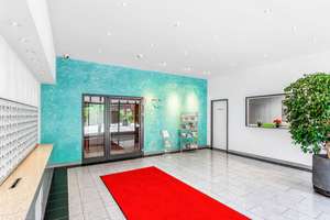 Vier Zimmer, alle mit Loggienzugang: Wohnen im 12. Stock, Berlin-Mitte – Die vollständige Adresse der Immobilie erhältst du vom Anbieter., 10117 Mitte (Ortsteil), Berlin – Vorschaubild 13