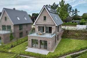 Mit dem Hang zum Luxus - Exklusives Wohnen auf drei Ebenen direkt an der Nordsee! – Saphuser Strasse 13, 26316 Varel – Vorschaubild 4