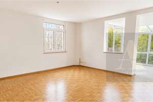 Attraktive 3-Zimmerwohnung mit Wintergarten und großzügigem Gartenanteil in bester Günterstaler Lage – 79100 Günterstal, Freiburg im Breisgau – Vorschaubild 3